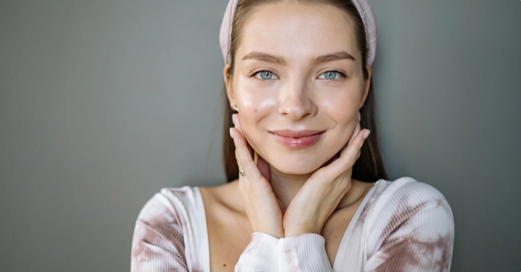 How to Get Rid of Face Fat image